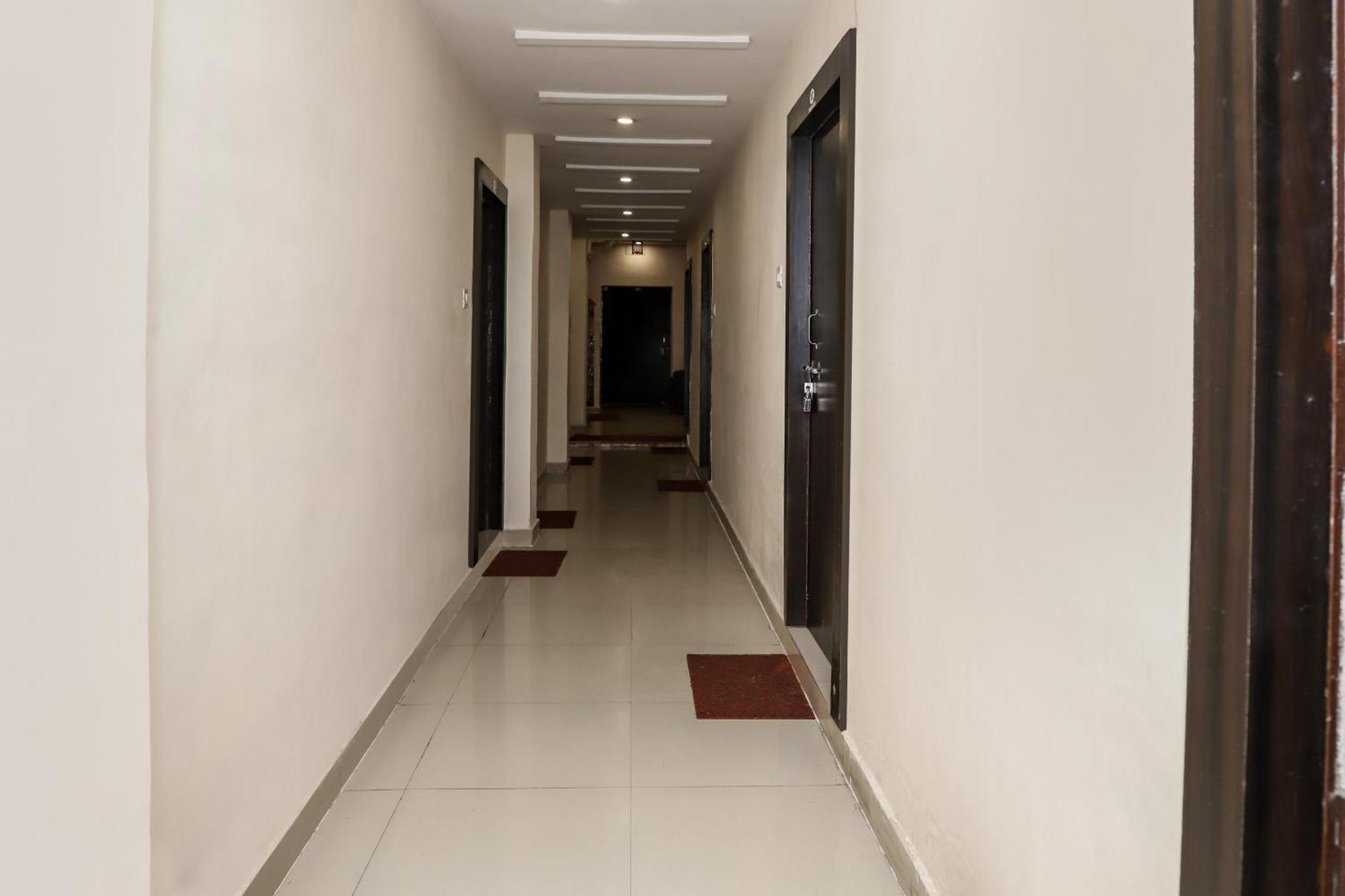 Oyo Hotel Duke Inn Jhānsi Dış mekan fotoğraf
